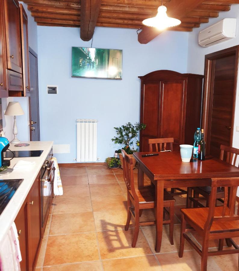 Pietra Maula Agriturismo 카스텔라이몬도 외부 사진
