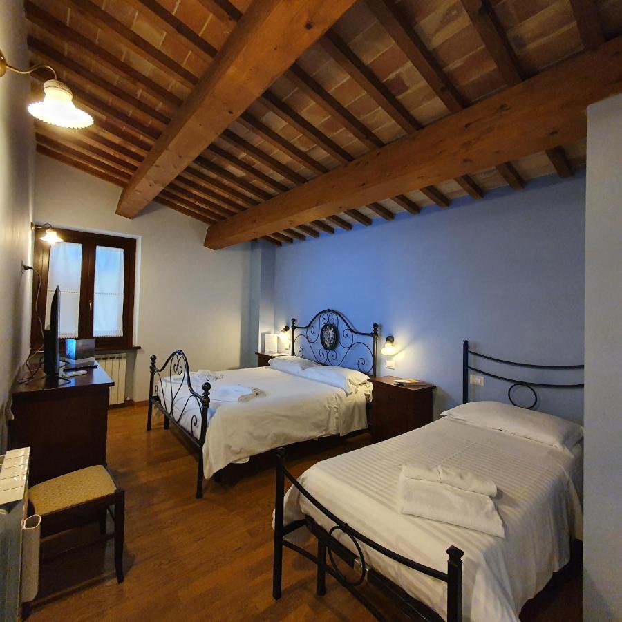 Pietra Maula Agriturismo 카스텔라이몬도 외부 사진