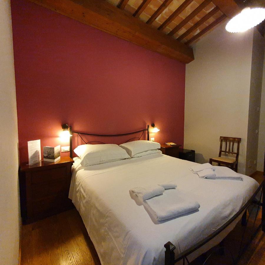 Pietra Maula Agriturismo 카스텔라이몬도 외부 사진