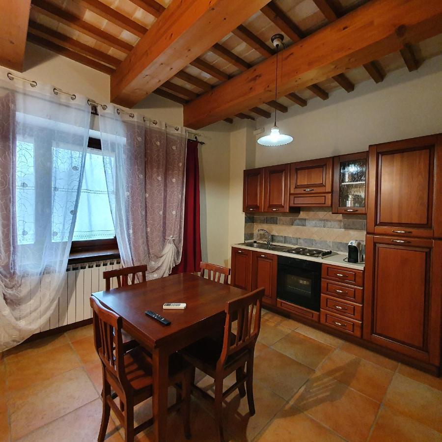 Pietra Maula Agriturismo 카스텔라이몬도 외부 사진