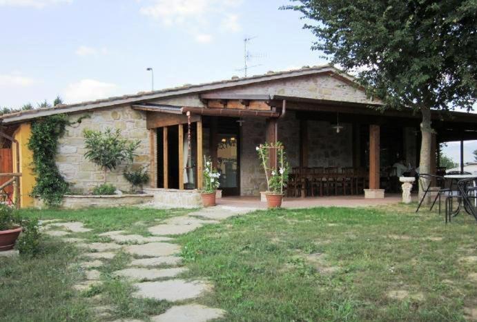 Pietra Maula Agriturismo 카스텔라이몬도 외부 사진