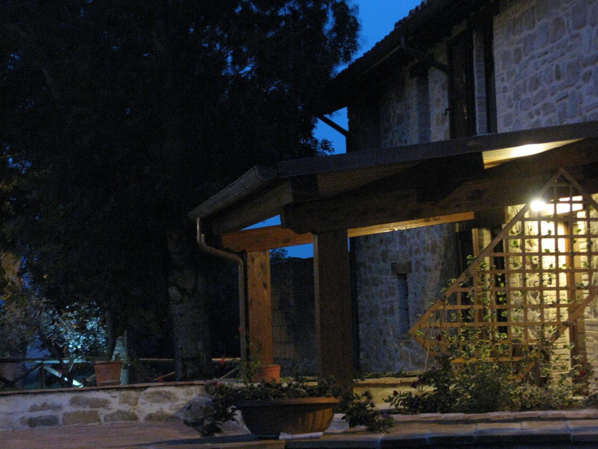 Pietra Maula Agriturismo 카스텔라이몬도 외부 사진
